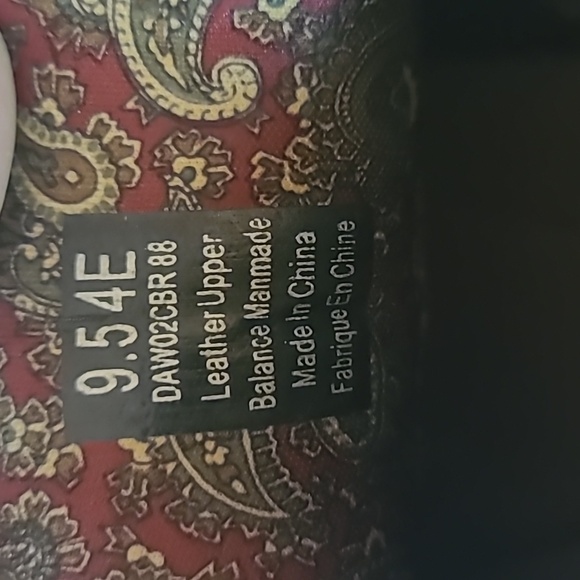 Dunham  Chukka Boots, Brown  Leather, Men's 9.5 4E - Picture 3 of 8